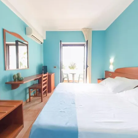 Costa Degli Dei Capo Vaticano